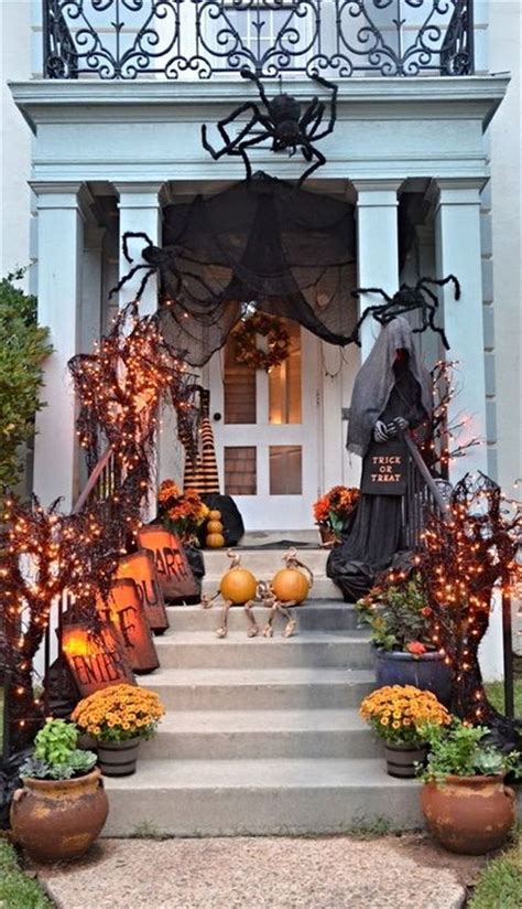 30 Smart Diy Halloween Decorations Ideas For Front Yard