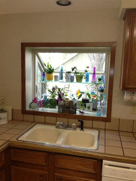 This is a great place for a garden window because it provides a lot of natural lighting and the operable awning window is easily accessible. GARDEN WINDOW REPLACEMENT - MAC 09/2013 AUSTIN - Ringer ...