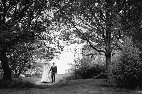 Natural Surrey Wedding Photography And Portraiture Wedding Photography