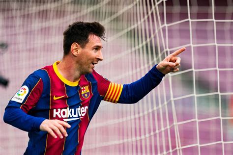 Psg Increasingly Confident Of Signing Lionel Messi This Summer The Athletic