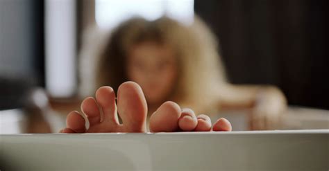 A Woman Feet Fingers On The Edge Of A Bathtub · Free Stock Video