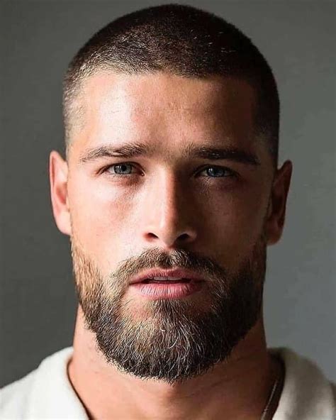 22 Best Buzz Cut Hairstyles For Men In 2021 Beard Hairstyle Very