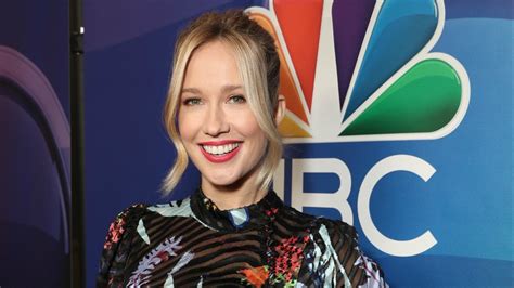 Anna Camp Says She S Down For Pitch Perfect I Would Be There Exclusive Cbs Com