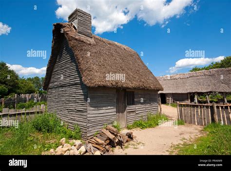 Plymouth Colony House Pilgrims Hi Res Stock Photography And Images Alamy