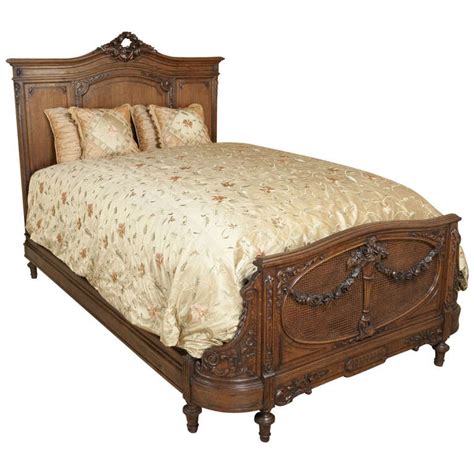 In louis xvi architecture and furniture designs, the curves are eliminated and replaced by straight lines which is a total opposite to the louis xv style. Antique French Louis XVI QUEEN Bed at 1stdibs