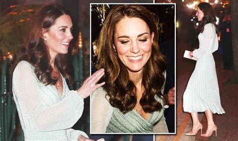 Kate Middleton News Duchess Pulls Pints In Belfast With Prince William