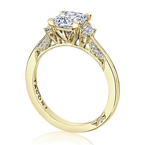 Tacori Three Stone 18K White Gold Diamond Engagement Ring Diamond