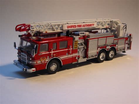 187 Fire Truck 3d Printed Fdny Hme Saulsbury Heavy Rescue Ho Buildings