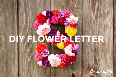 We have some paper letters and signs to fill that empty space. DIY Flower Letter - thesassylife