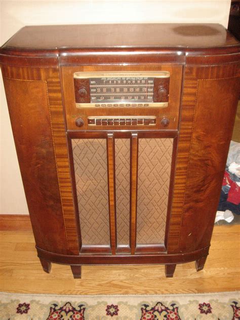 General Electric Vintage Radio