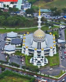 Resort is within hailing distance of atkinson clock tower, kk esplanade. World Beautiful Mosques Pictures