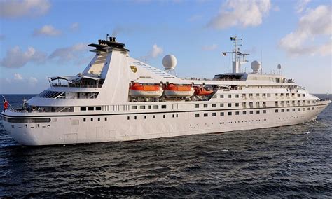 Windstar Launches High Speed Starlink Internet Across Its Global Cruise