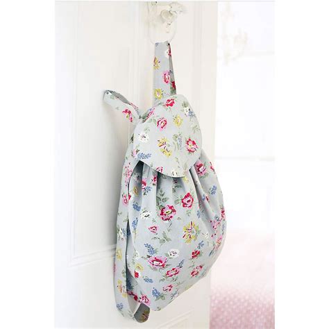 With so many advanced, complex, and frankly nonsensical. Simple To Sew: Backpack Sewing Pattern