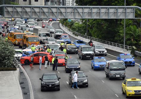 At Least 20 Expressway Accidents Yesterday Singapore News Asiaone