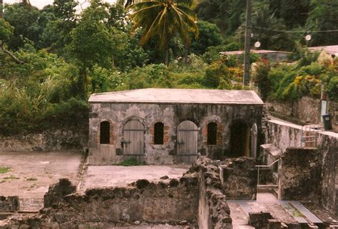 Ruines De Saint Pierre Martinique Témoignant Des Effets De Léruption