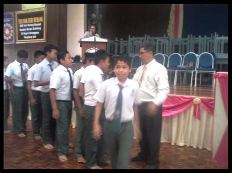 Mudah digunakan perisian teks ke ucapan dan ucapan ke teks yang menggunakan pengecaman suara pembelajaran mesin di penyemak imbas. Ucapan Majlis Restu Ilmu Spm - Contohisme