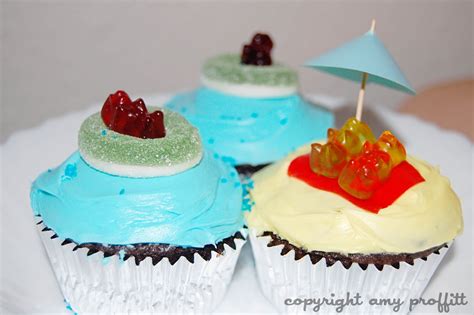 A Proffittable Life Summer Cupcakes