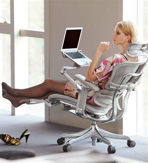 The best office chairs make a world of difference. How To Properly Use Your Ergonomic Office Chair To Fight ...