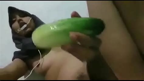 Abg Colmek Uses Cucumber Part 4 Xxx Mobile Porno Videos And Movies Iporntvnet