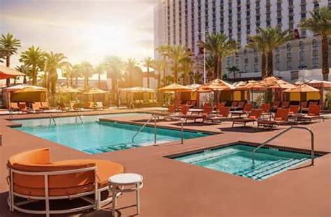 Excalibur Pool Cabanas And Daybeds Hours And Info Las Vegas