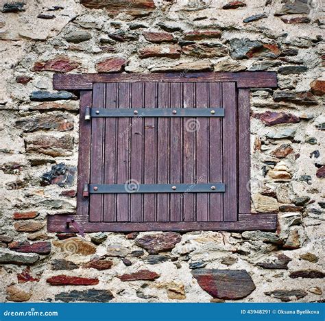 Window In The Stone Wall Stock Image Image Of Detail 43948291