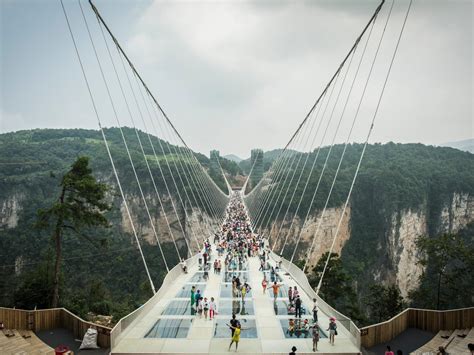 Worlds Highest Glass Bottomed Bridge In China Closes Two Weeks After