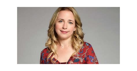 alicia lecy goranson as becky conner how old is the cast of roseanne popsugar