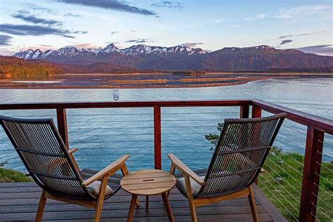 8 Unique Alaska Airbnb & VRBO Rentals | Territory Supply