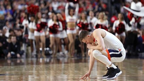 Kyle Guy Basketball Star Praised For Candour On Anxiety Fight Bbc News
