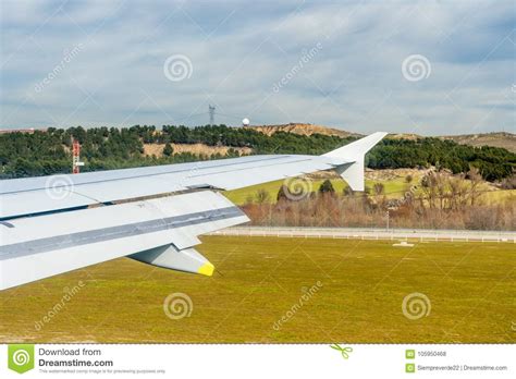 Barajas International Airport Madrid Stock Photo Image Of Aircraft Modern 105950468