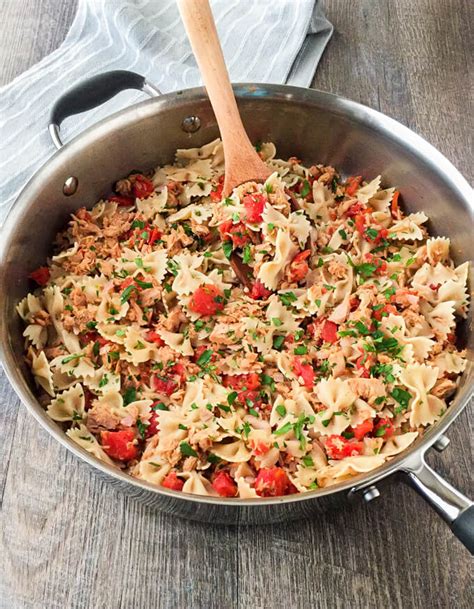 If you're looking to spice up plain canned tuna in a dish to cook canned tuna dishes, try stuffing a quesadilla with tuna fish and shredded cheese and heating it in a skillet. Tuna Pasta - Healthier Dishes