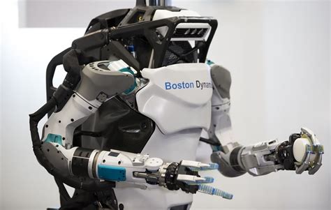 ahora los robots de boston dynamics hacen parkour 🔥 consume global