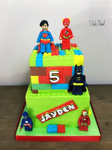 Minifigures below are from lego marvel super heroes series. Lego Marvel Torte Cake | Lego cake, Torte cake, Cake