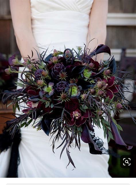 Pin By Chauna On Wedding Photography Halloween Bouquets Gothic