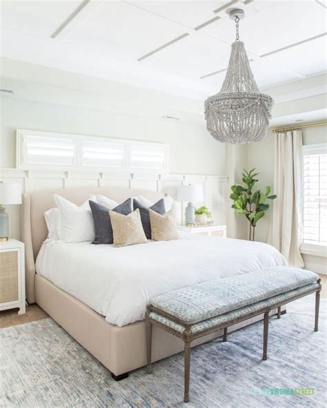 50 Unique White Minimalist Master Bedroom Design Ideas To Try Asap