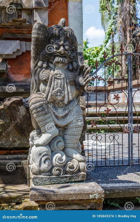Estatua De Piedra De Rangda Bali Indonesia Foto De Archivo Imagen De