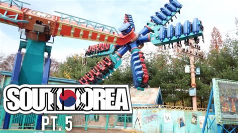 South korea's largest theme park, everland, is home to thrill rides, a zoo, and a water park. EVERLAND THEME PARK! (South Korea 2015 #5) - YouTube