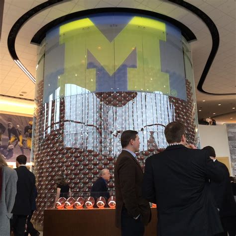 Bo statue to stand in new schembechler hall entrance. Bo statue unveiled at new Schembechler Hall | mgoblog