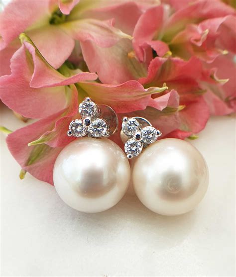 Vintage South Sea Pearl And Diamond In 18ct White Gold Earrings Certified