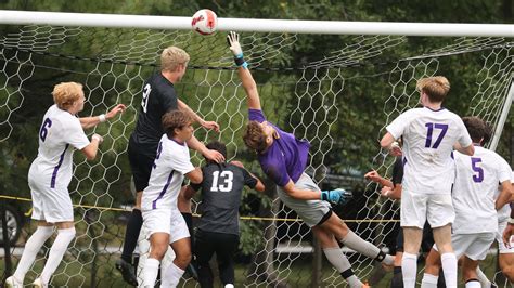 Williams Holds Off Men's Soccer in First Polar Bear Loss of the Year