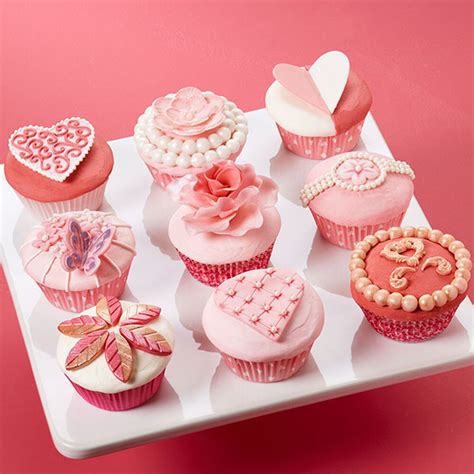 Find valentine's day boxes at the lowest price guaranteed. Soft and Sophisticated Valentine's Day Cupcakes Scene | Wilton