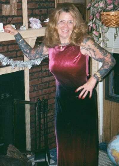 Obituary Deniece Tattoo Dee Ray A Dignified Alternative Hatcher Cremations