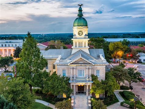 The Best College Towns In The Us Condé Nast Traveler