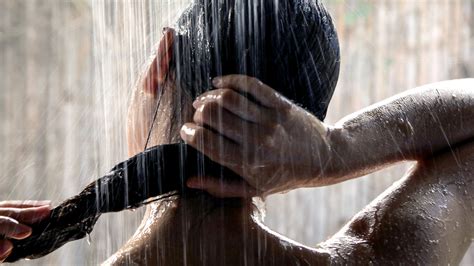 Why Cold Showers Are Good For You The Health And Beauty Benefits Of A Cold Shower Glamour Uk