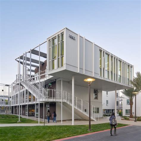 San Joaquin Student Housing Complex By Loha Makes The Most Of Coastal