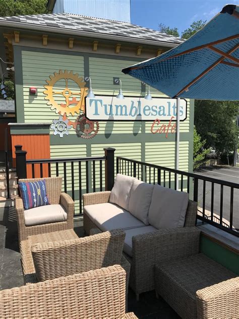 Forever flowers in north providence, rhode island: Tumblesalts Cafe | North Providence, RI 02911