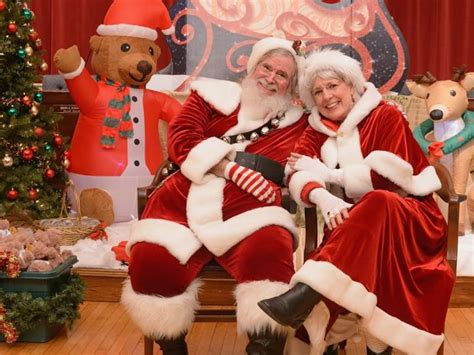Dec 19 Ho Ho Ho Santa And Mrs Claus Are Coming To La Grange La
