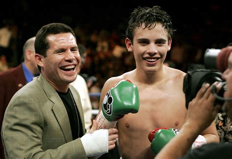 Chavez jr and cazares are boxers who play in different leagues. World boxing champion Julio Cesar Chavez Sr wallpapers and ...