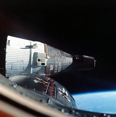 Gemini 76 History War And Politics