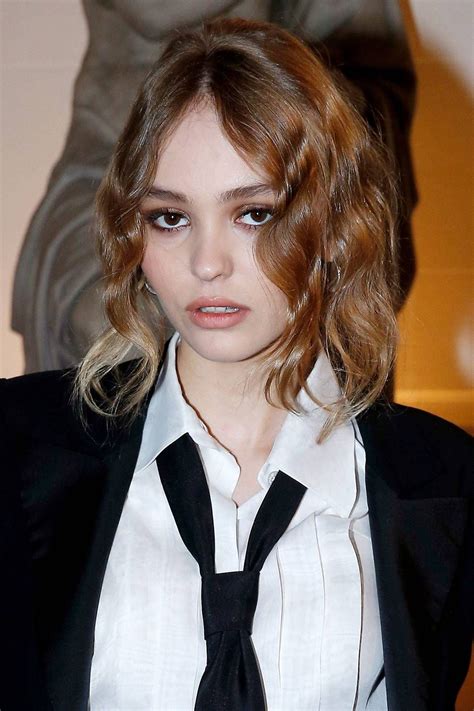 Woah Lily Rose Depp Has Never Looked Better We Love Her Suited And